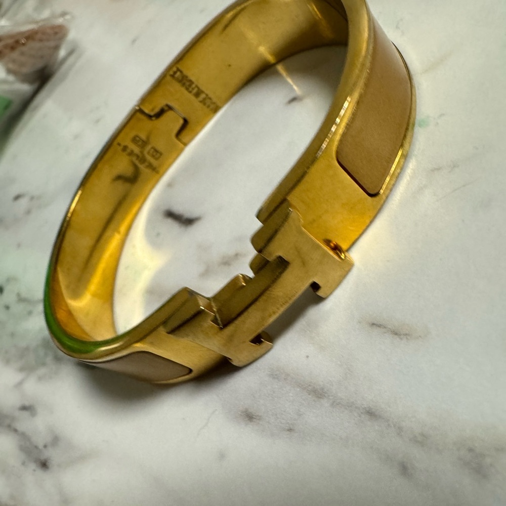 HERMES bracelet cuff